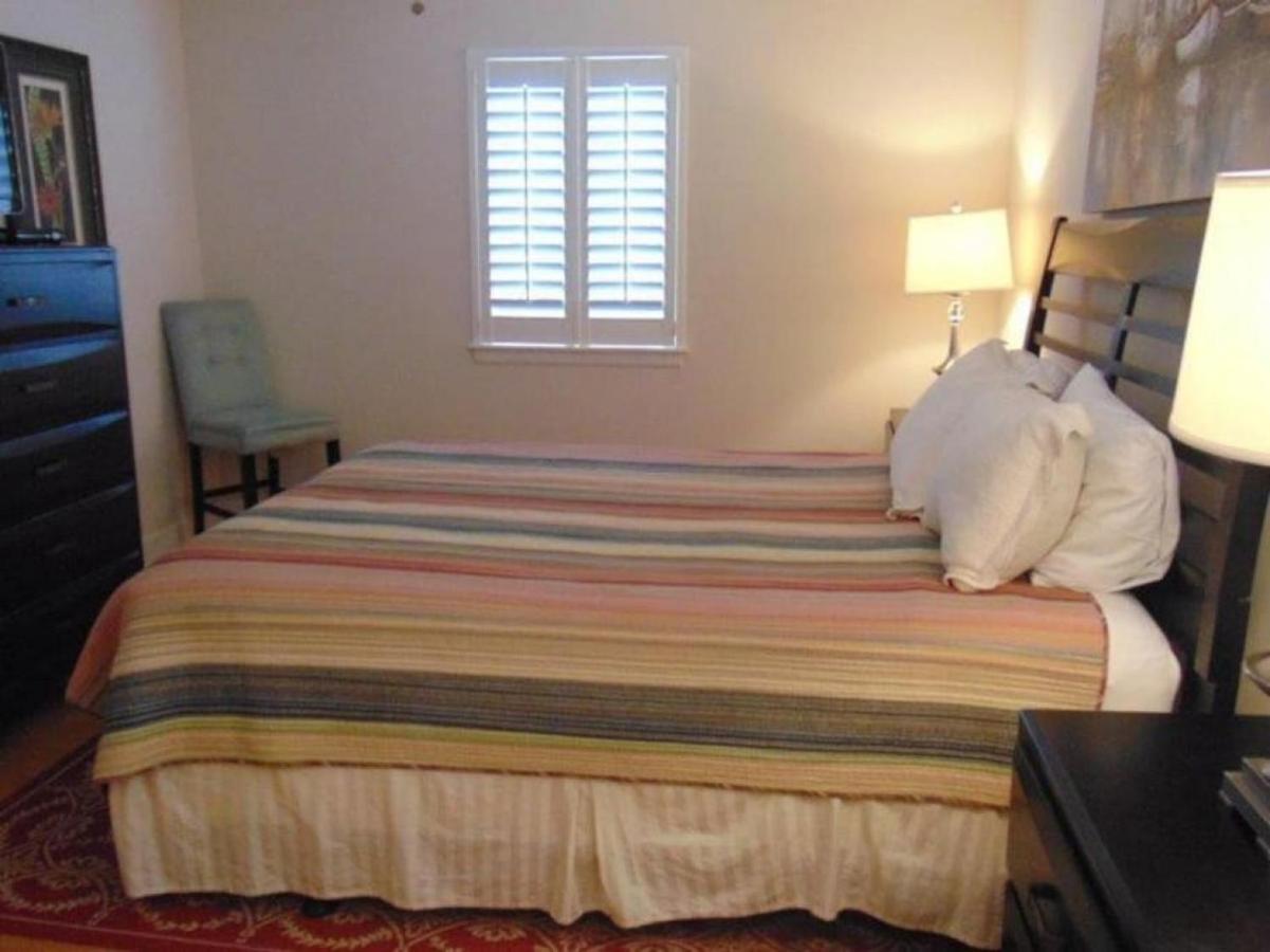 W2 Ocean Walk Resort Upstairs 2 Bed King And Two Twins Next To Back Pool St. Simons Island Ngoại thất bức ảnh